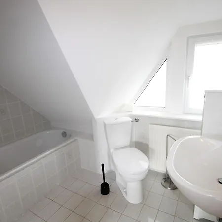 1000 - Luentsches Schloss Riepsdorf